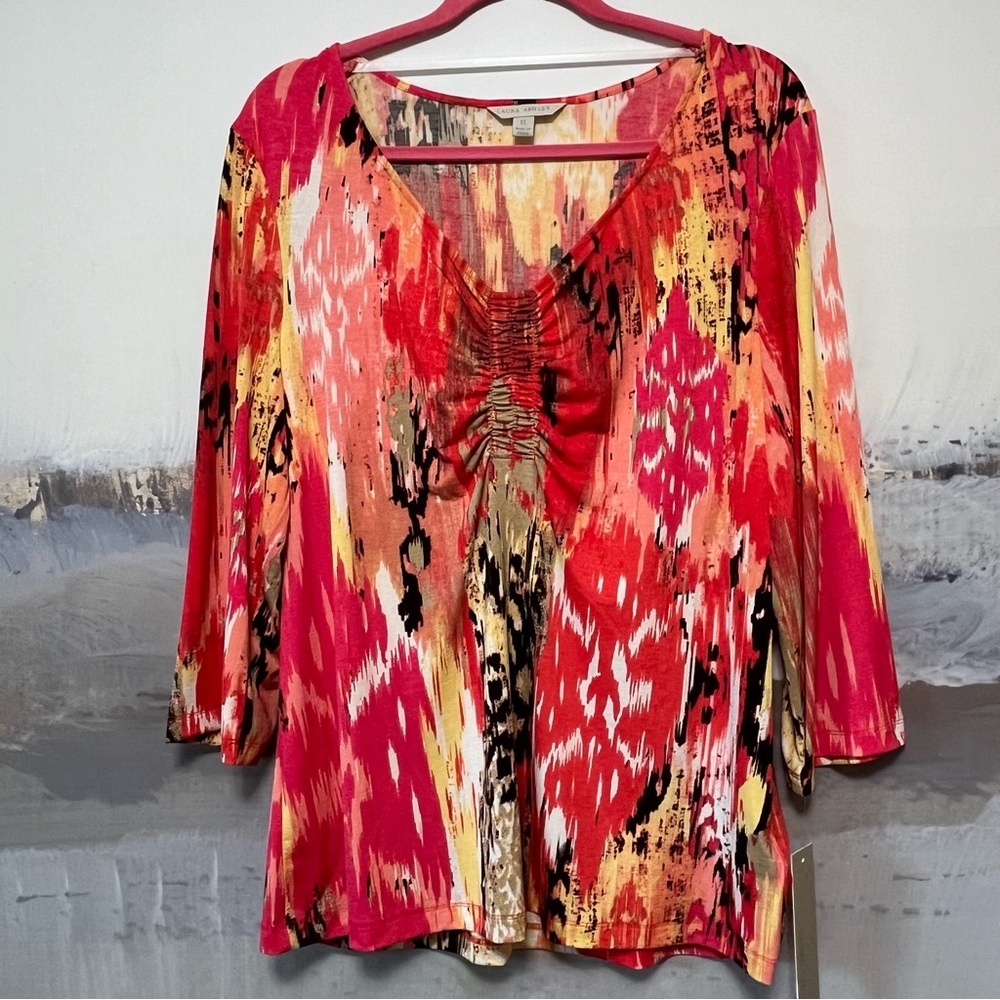 Laura Ashley NWT Tropical Storm Tunic Top Size XL Aspen Multi 3/4 Sleeve Artsy